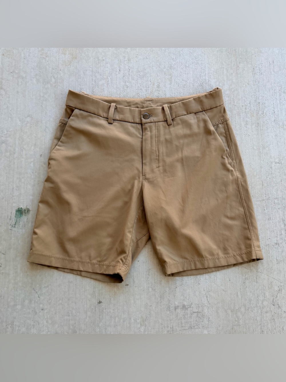Lululemon Commission Classic Fit Golf Shorts Men Size 34 Active Stretch Brown